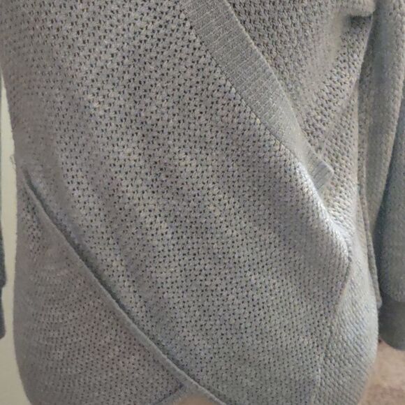 Express Women's size S sweater lightweight‎ pullover pastel blue - Picture 3 of 9